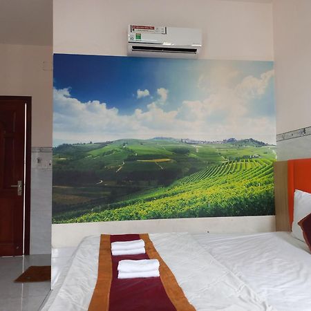 Hotel Khach San Nguyen Trung à Hô Chi Minh-Ville Extérieur photo