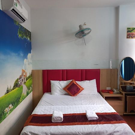 Hotel Khach San Nguyen Trung à Hô Chi Minh-Ville Extérieur photo