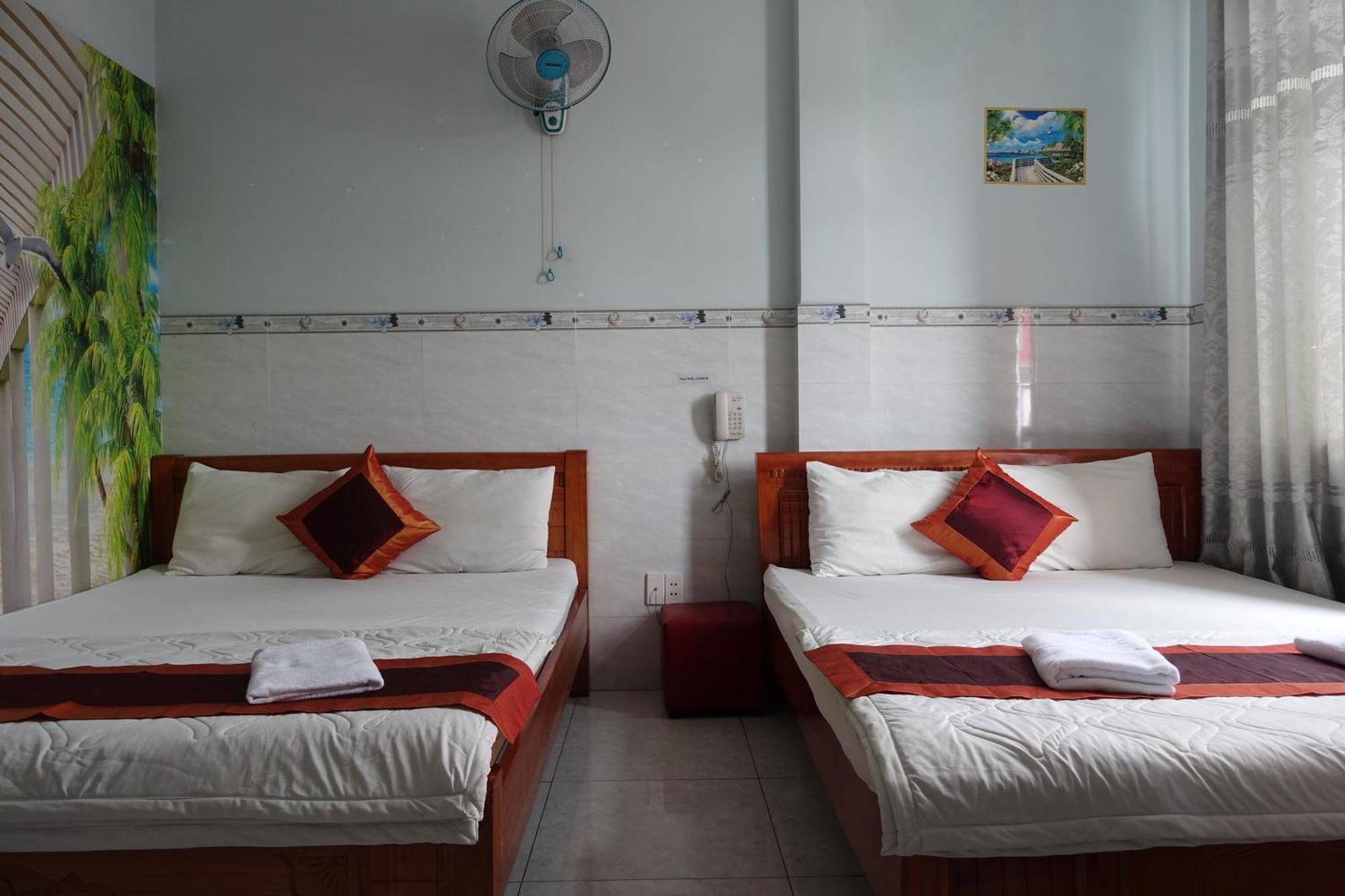 Hotel Khach San Nguyen Trung à Hô Chi Minh-Ville Extérieur photo