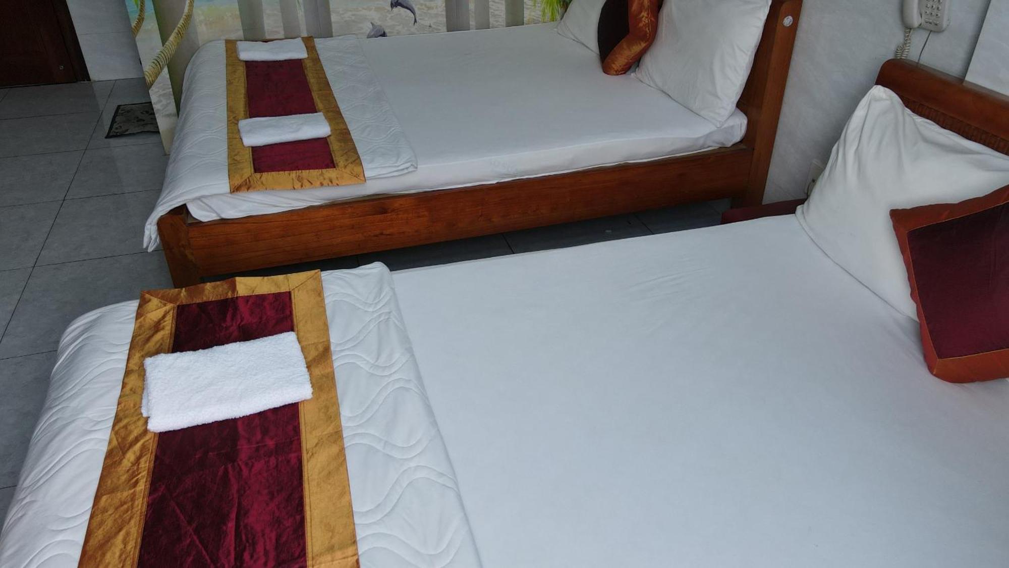 Hotel Khach San Nguyen Trung à Hô Chi Minh-Ville Extérieur photo