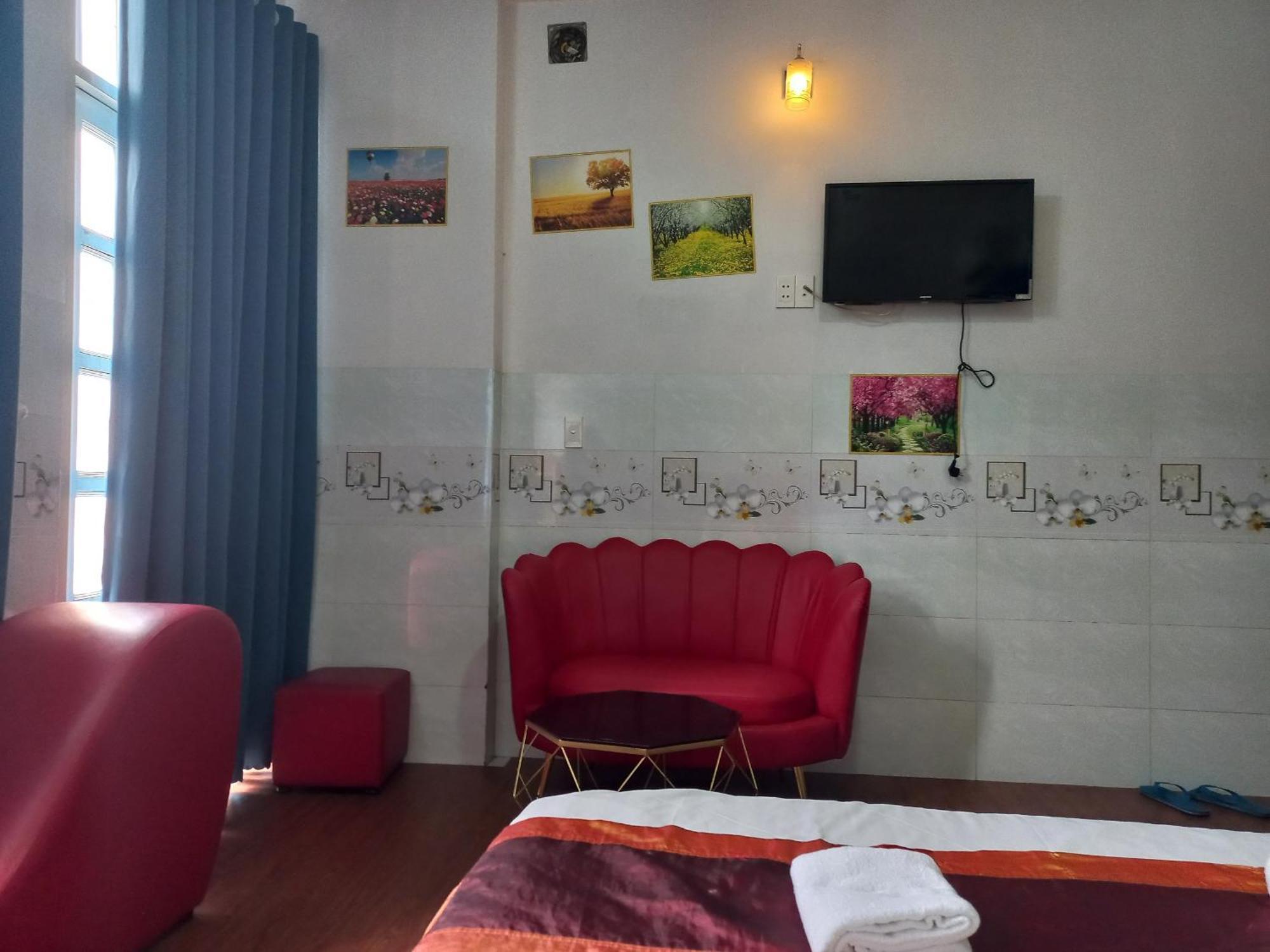Hotel Khach San Nguyen Trung à Hô Chi Minh-Ville Extérieur photo