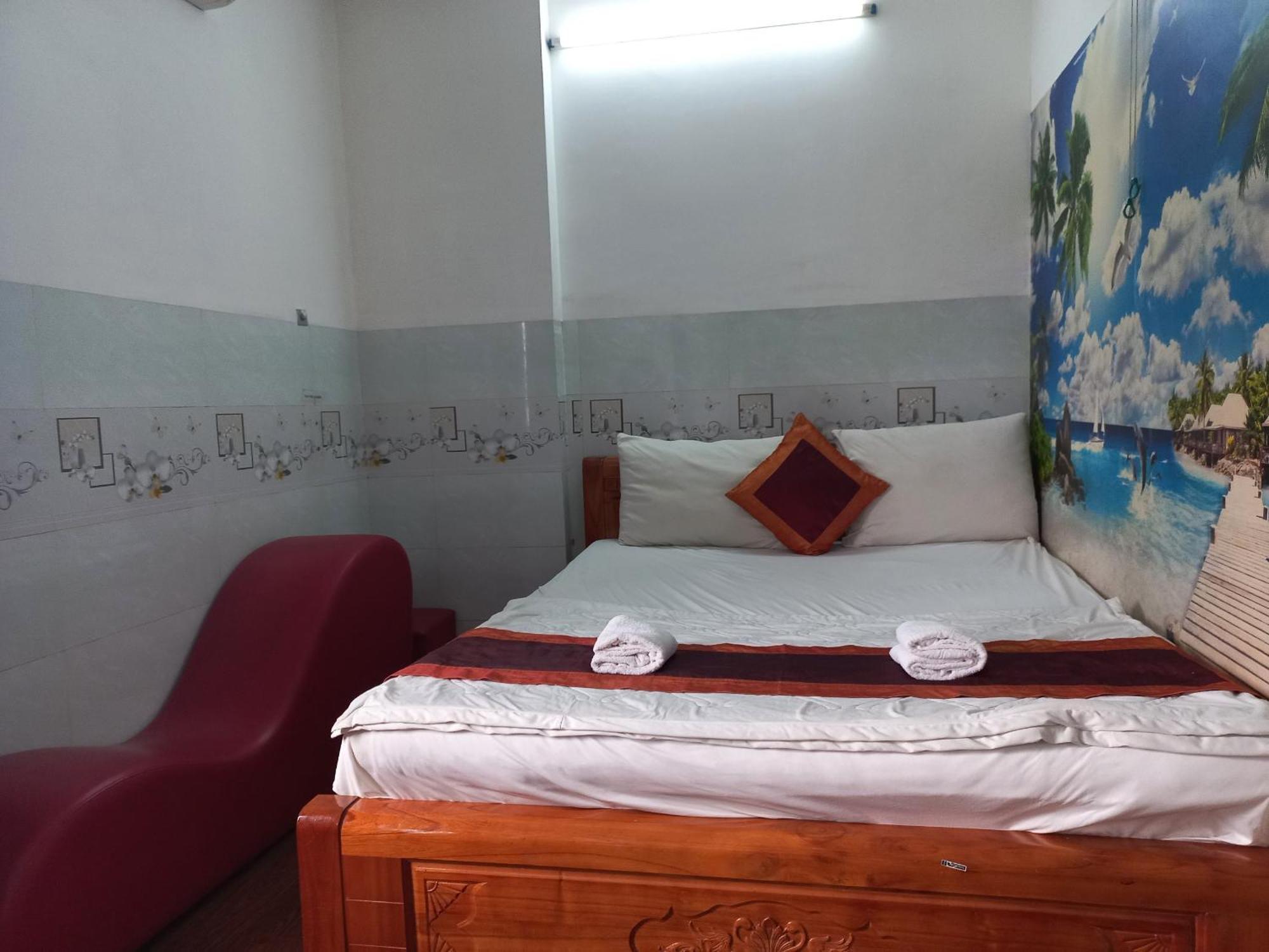 Hotel Khach San Nguyen Trung à Hô Chi Minh-Ville Extérieur photo